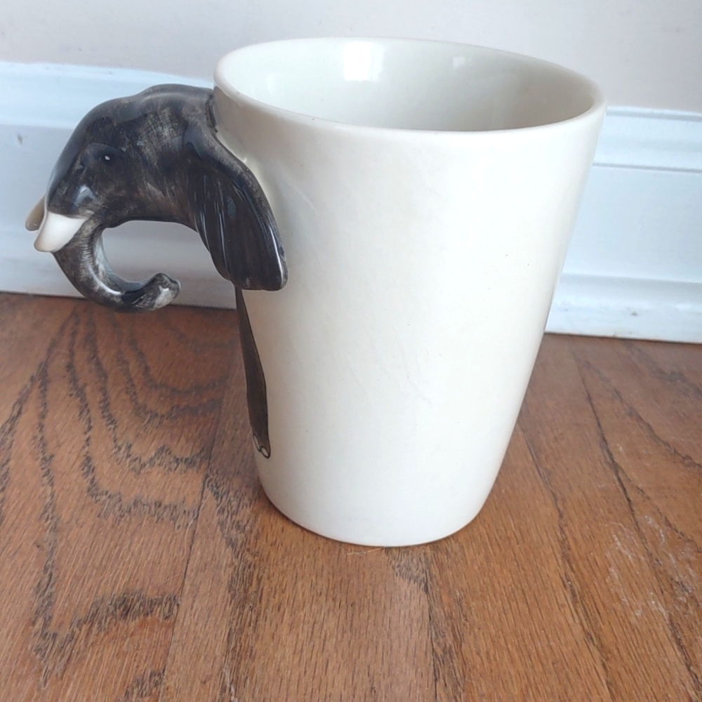 World Market 3D Elephant mug - Picture 3 of 6